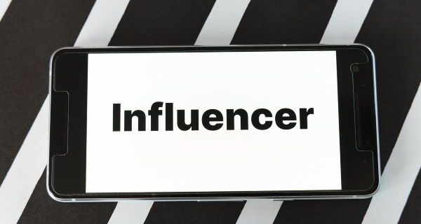 Strategii de Influencer Marketing